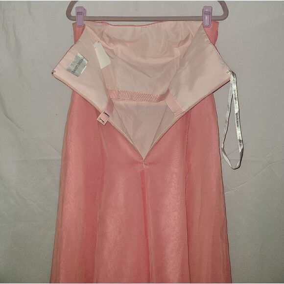 NWT Davis Bridal Strapless Chiffon Ruched  Formal Dress - Picture 6 of 8